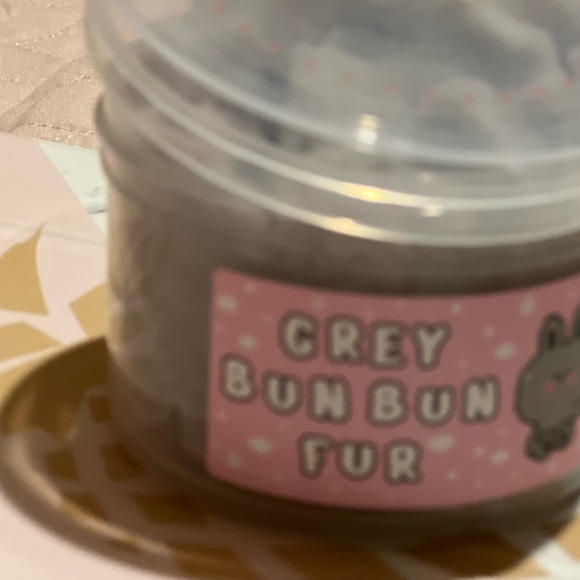 Momo slime Grey Bun Bun Fur - Picture 3 of 5